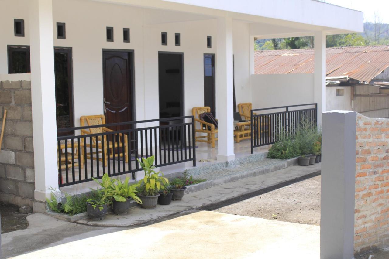 Eja Guest House Енде Екстериор снимка
